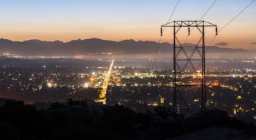 How does your PG&E electricity plan affect your potential solar power savings?
